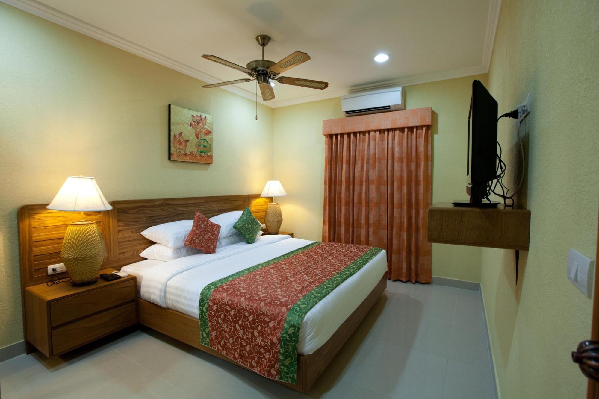 Baan Souy Resort Pattaya Room photo