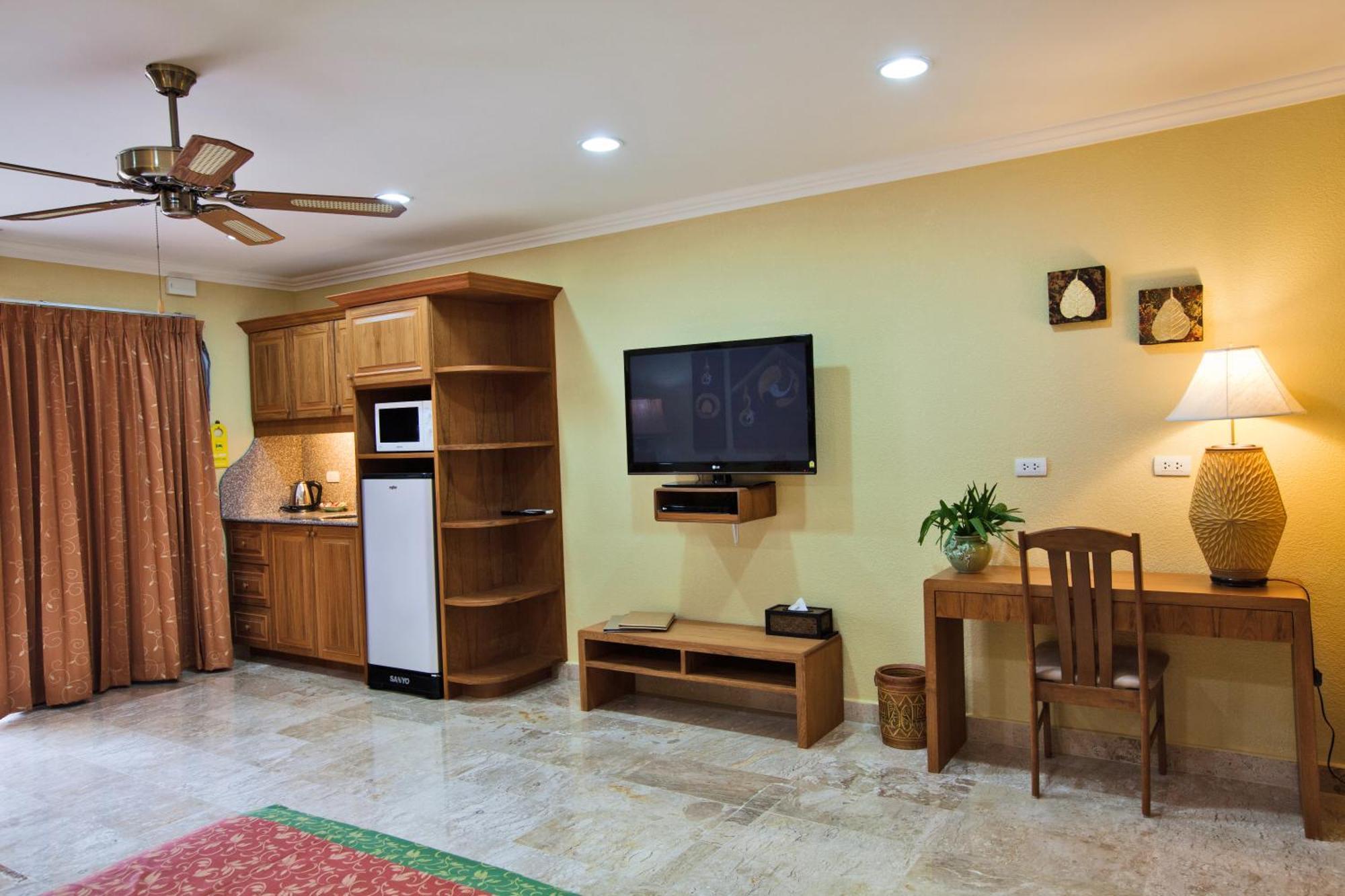Baan Souy Resort Pattaya Room photo